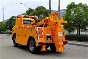 阿勒泰地区高速路拖车费